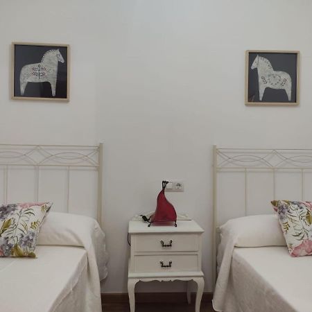 BYHOUSE Ático Calvo Sotelo A Sarria Exterior foto